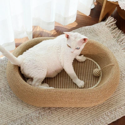 3-in-1 Sisal Scratching Board Bed, For Indoor Cats, Large Oval Cat Scratching Board, Toys For Playing And Nursing Paws Cat Scratching Pad 4 3-in-1 Sisal Scratching Board Bed, For Indoor Cats, Large Oval Cat Scratching Board, Toys For Playing And Nursing Paws Cat Scratching Pad - Image 4