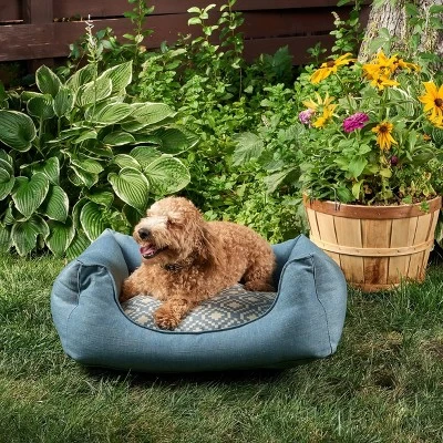 Winn + Willow Cuddler Geometric Dog And Cat Bed - Blue 1 Winn + Willow Cuddler Geometric Dog And Cat Bed - Blue